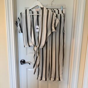 NWT Beach Riot Tie front Charcoal, Cream, and Gold shirt and cropped Pants Set